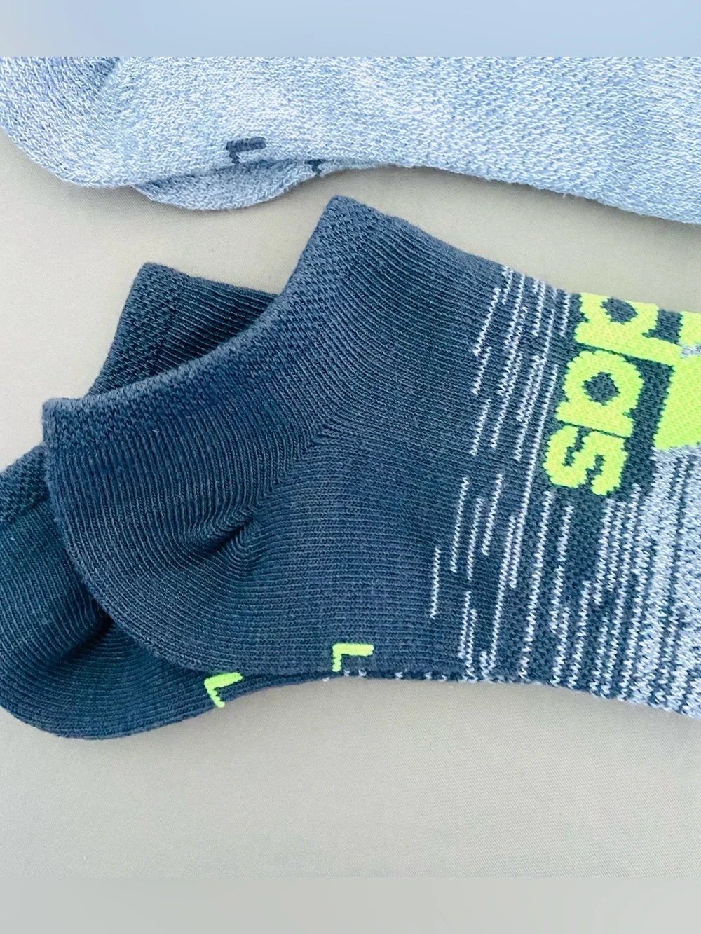New👍🏽Adidas Bundle (4) Boys Low Ankle Moisture Wicking Socks SZ L (youth)